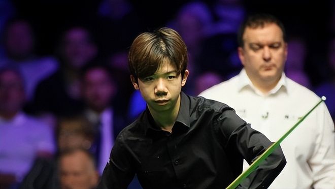 场上表现不 场上表现不